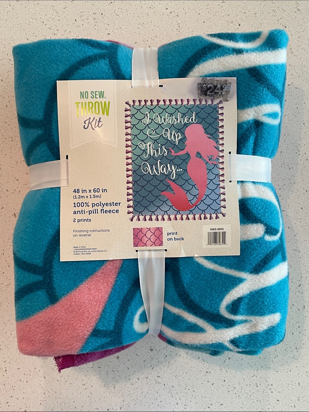 NWT No Sew Throw Kit, 48x60, Mermaid Print